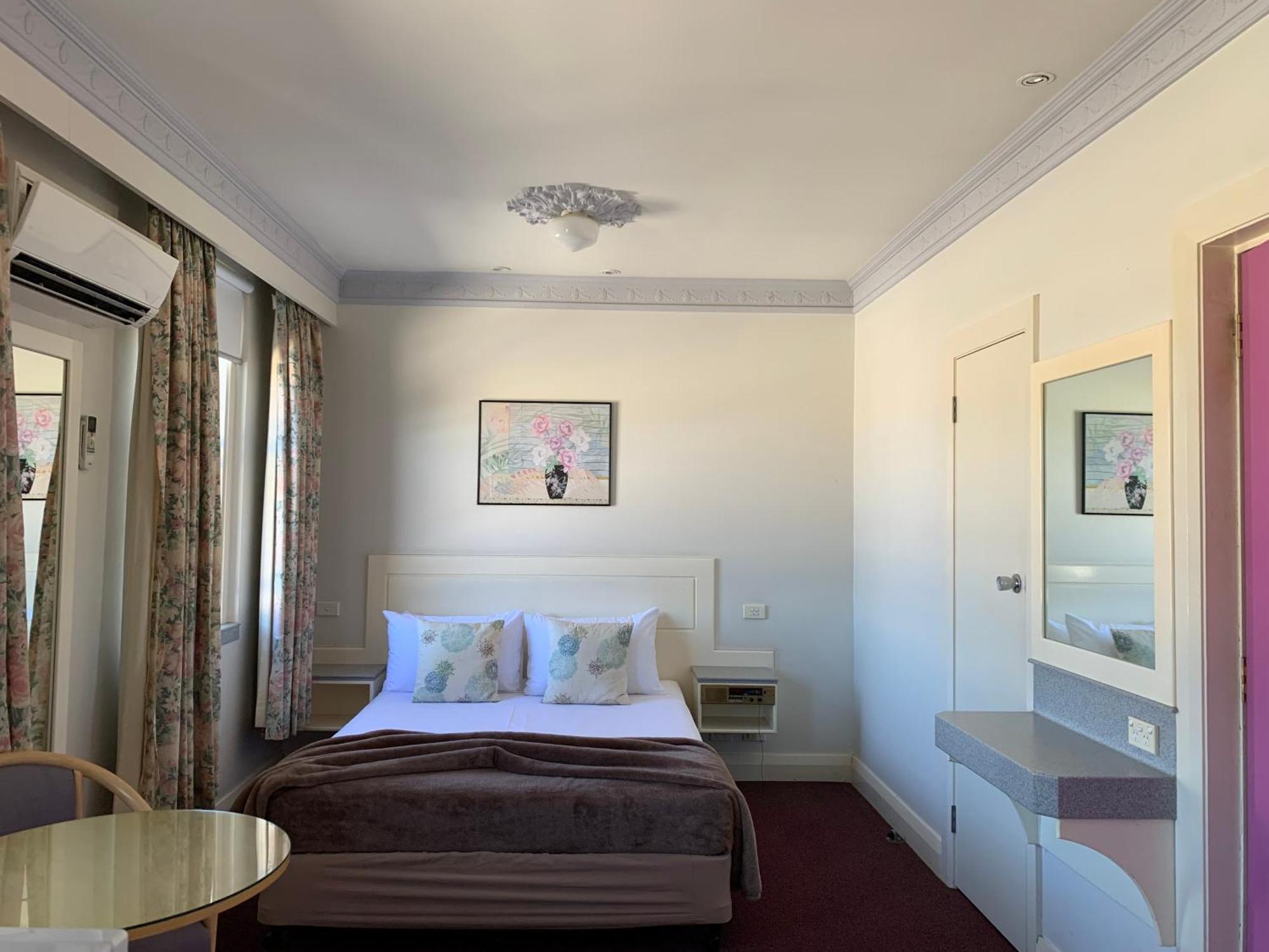 Moruya Monarch Hotel Dış mekan fotoğraf